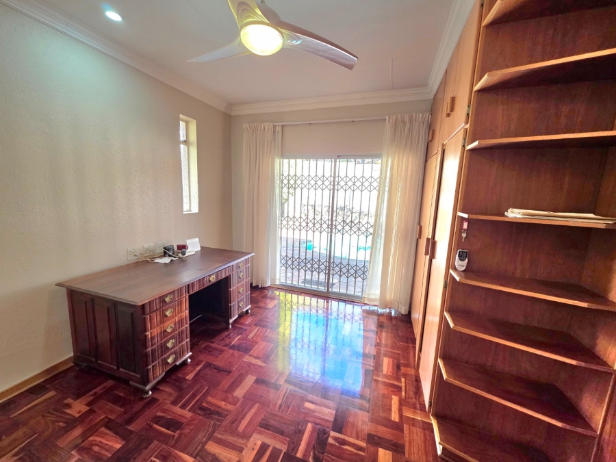 5 Bedroom Property for Sale in Eureka Free State